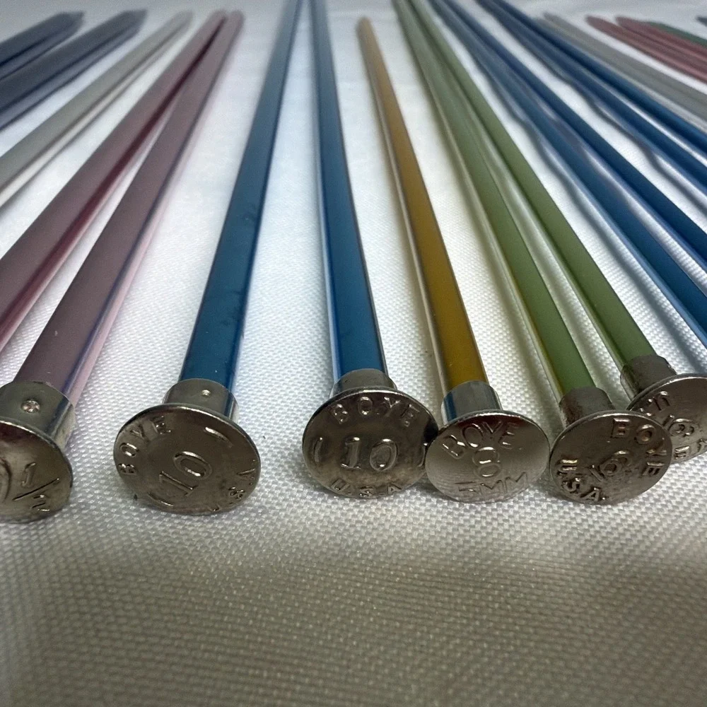 Vintage Boye Aluminum Multi Color Knitting Needles Variety Of Sizes Lot Of 29